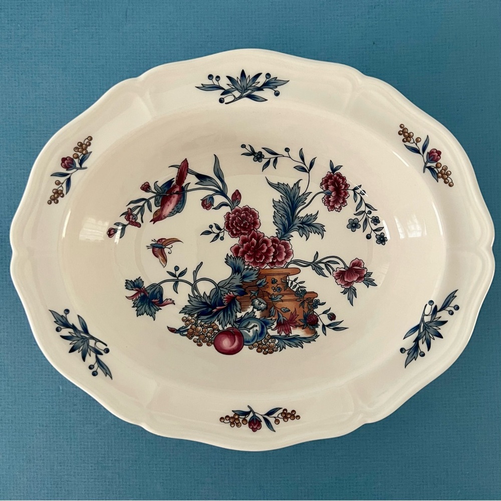 Wedgwood Williamsburg‎ Potpourri Queensware Vintage Porcelain Serving Bowl